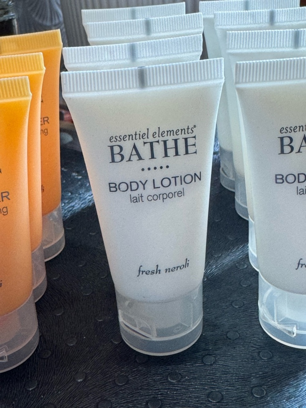 Lot of 23- Essential Elements BATHE Travel Size Lotion Soap Shampoo Conditioner - Picture 5 of 9
